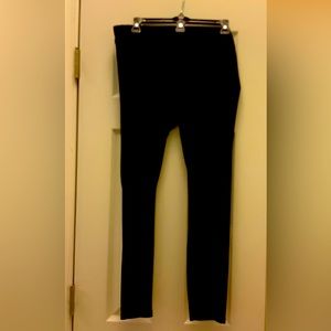 Apt. 9 black leggings size XL stretchy material